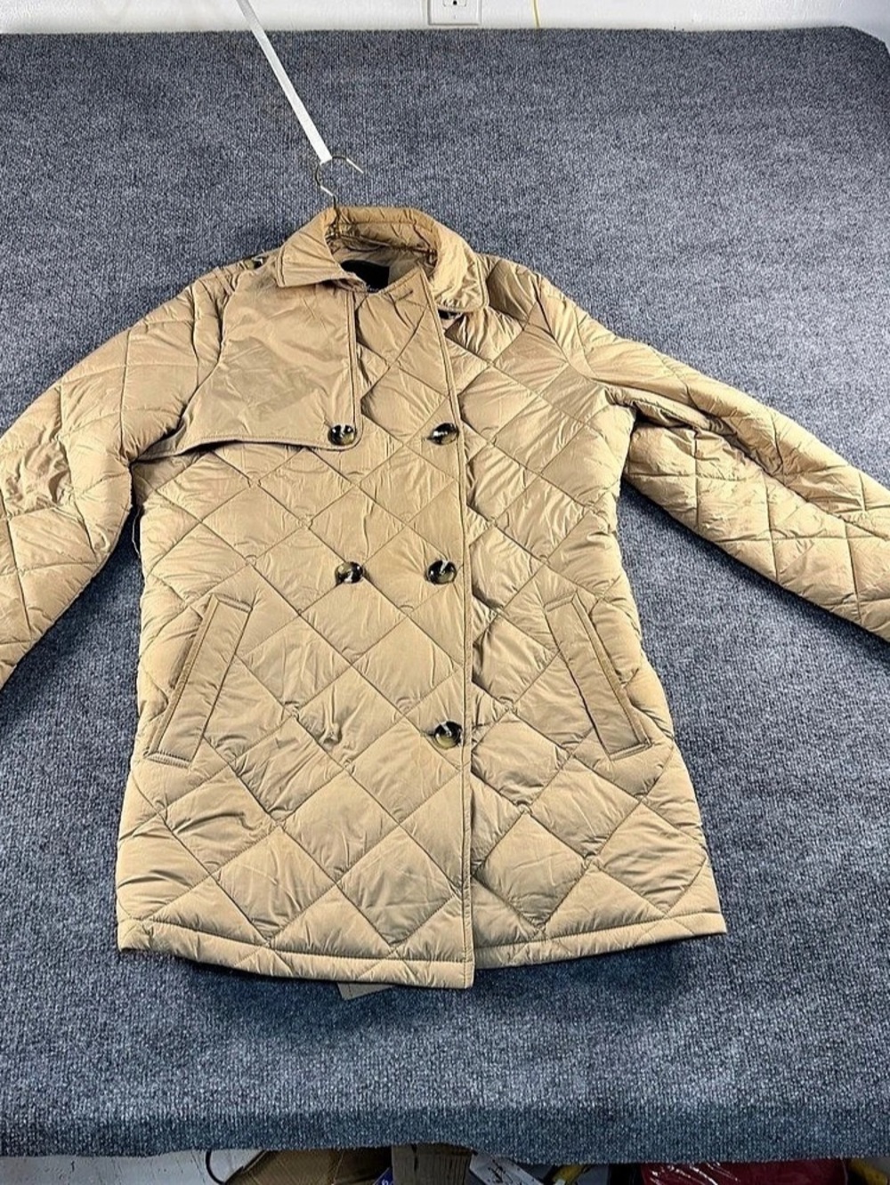 Sam Edelman Quilted Shoulder Trench Coat Quilted Puffer Jacket in Beige Size